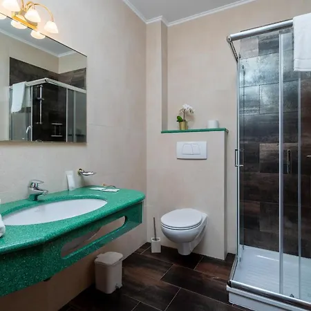 Krolewiec - 1,5km Od Energylandii Bed & Breakfast 3*